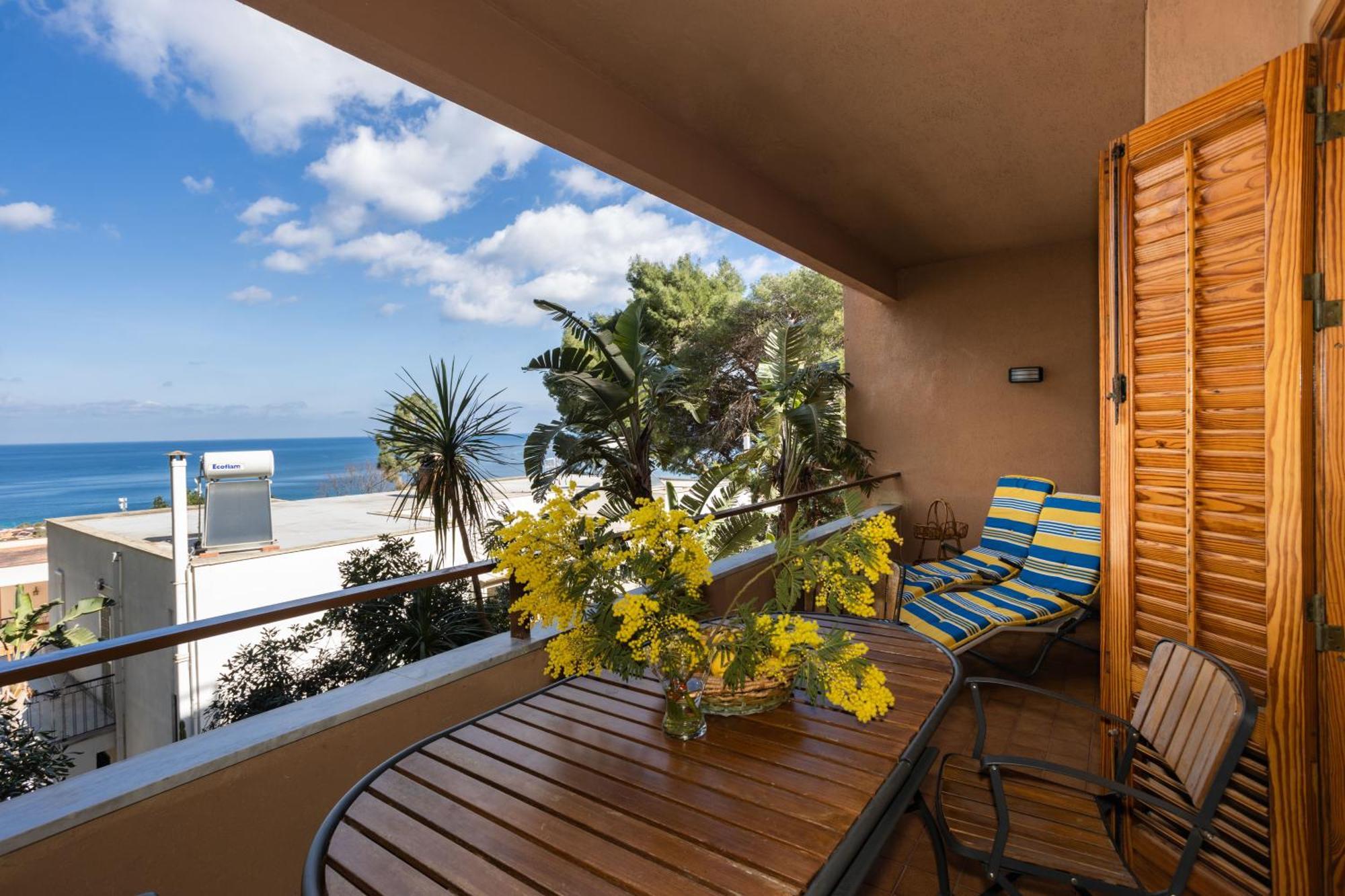 Villa Nel Verde Sul Mare, Mondello, Palermo Exteriér fotografie